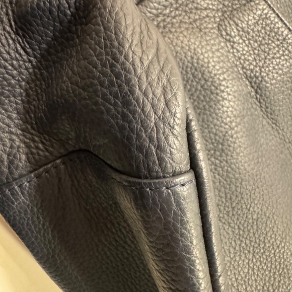 Vintage CHANEL Leather Luxe Ligne accordion flap bag - Picture 12 of 17